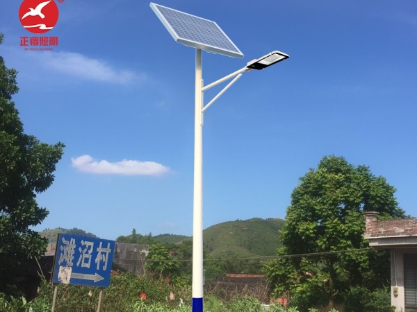 太陽(yáng)能路燈跟掛壁太陽(yáng)能路燈的區(qū)別